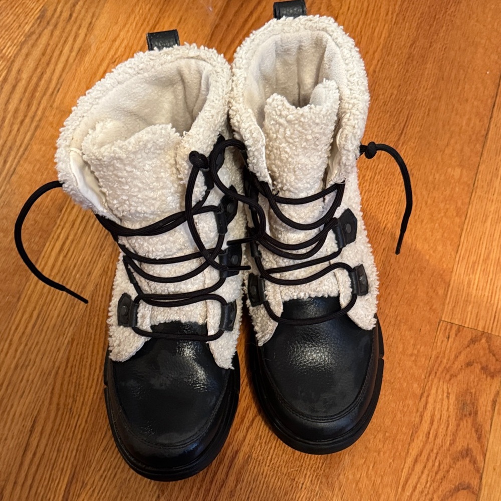 Sorel waterproof boots
